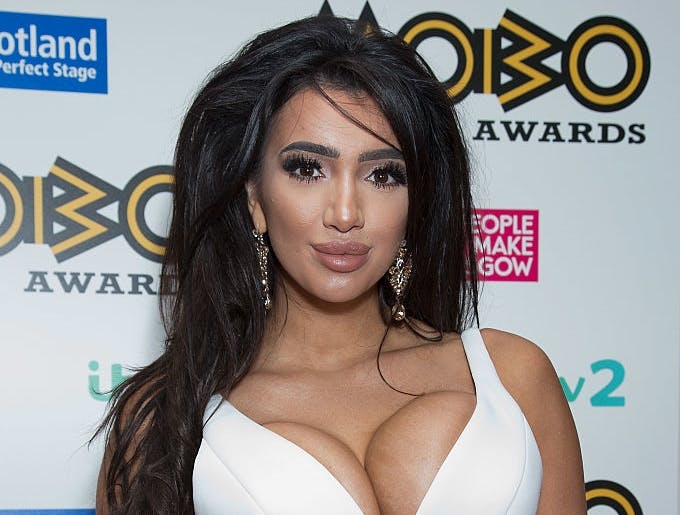 The X Factor’s Chloe Khan confuses fans with extraordinary mobile phone